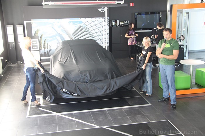 MINI Coupé prezentācija BM Auto www.BMauto.lv, kas notika 1.10.2011. Tas būs pirmais divvietīgais auto MINI klāstā. MINI Coupé prezentācija BM Auto www.BMauto.lv, kas notika 1.10.2011. Tas būs pirmais divvietīgais auto MINI klāstā. 67553