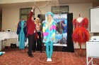 Pecolli ziepju burbuļu šovs «Bubblelandia» notiks 29.10.2011 Ķīpsalā, bet jau tagad iluzionisti Dace un Enriko Pecolli nodemonstrēja viesnīcā Monika d 4