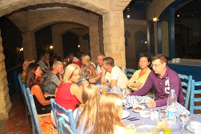 Latvijas tūristi izbauda starptautiskā tūroperatora Tez tour (www.teztour.lv) piedāvāto 5 zvaigžņu viesnīcu - InterContinental Abu Soma Resort Latvijas tūristi izbauda starptautiskā tūroperatora Tez tour (www.teztour.lv) piedāvāto 5 zvaigžņu viesnīcu - InterContinental Abu Soma Resort 68564