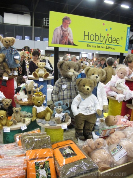 Nīderlandes leļļu un lāču birža - www.niesjewolters.nl 68661