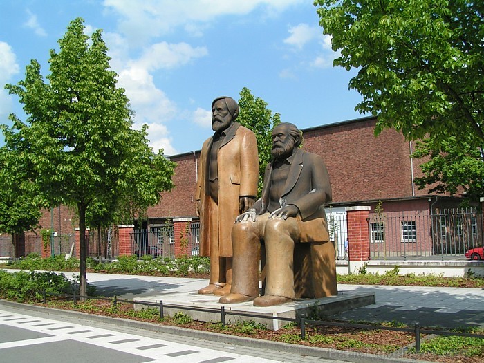 Figuren im Filmpark Babelsberg, Filmpark Babelsberg (c) Brandenburga - www.reiseland-brandenburg.de Figuren im Filmpark Babelsberg, Filmpark Babelsberg (c) Brandenburga - www.reiseland-brandenburg.de 68697