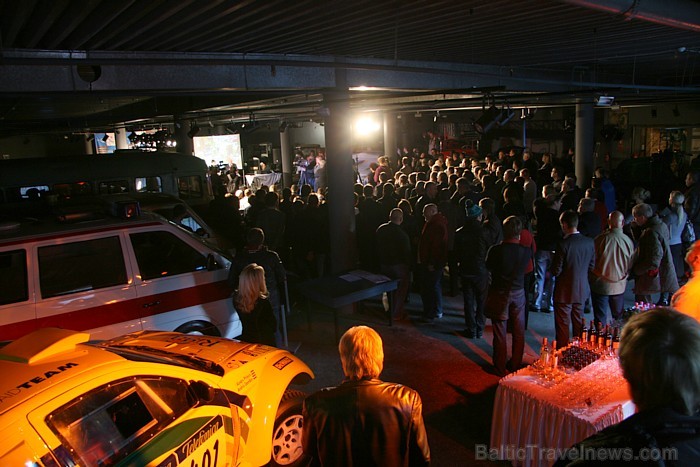 Pasaulē pirmais elektriskās piedziņas rallijreidu automobilis OSCar eO ir gatavs startam un to apliecina prezentācija 15.11.2011 Rīgas Motormuzejā - w Pasaulē pirmais elektriskās piedziņas rallijreidu automobilis OSCar eO ir gatavs startam un to apliecina prezentācija 15.11.2011 Rīgas Motormuzejā - w 69200