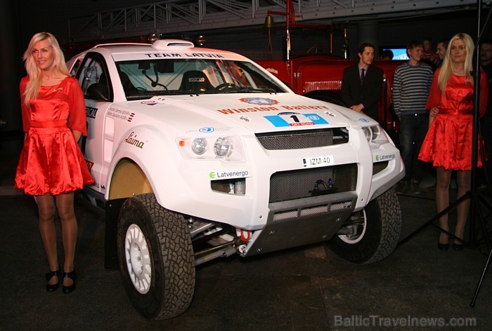 Pasaulē pirmais elektriskās piedziņas rallijreidu automobilis OSCar eO ir gatavs startam un to apliecina prezentācija 15.11.2011 Rīgas Motormuzejā - w Pasaulē pirmais elektriskās piedziņas rallijreidu automobilis OSCar eO ir gatavs startam un to apliecina prezentācija 15.11.2011 Rīgas Motormuzejā - w 69206