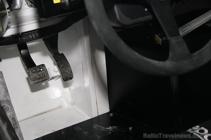 Pasaulē pirmais elektriskās piedziņas rallijreidu automobilis OSCar eO ir gatavs startam un to apliecina prezentācija 15.11.2011 Rīgas Motormuzejā - w Pasaulē pirmais elektriskās piedziņas rallijreidu automobilis OSCar eO ir gatavs startam un to apliecina prezentācija 15.11.2011 Rīgas Motormuzejā - w 69217