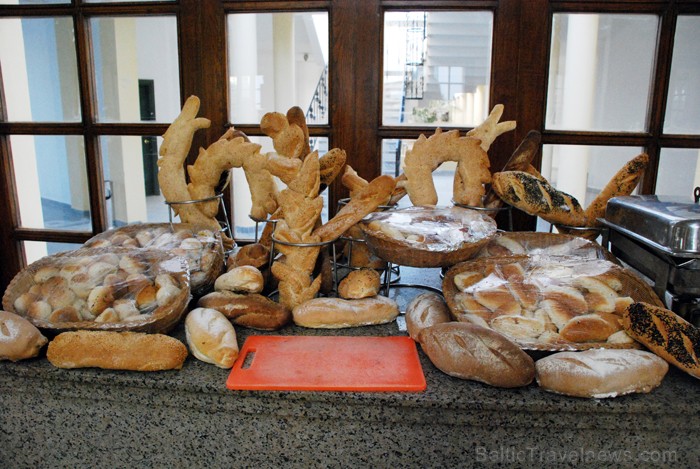 Garšīga un interesanti veidota ir Ēģiptes maize  - www.novatours.lv 69370