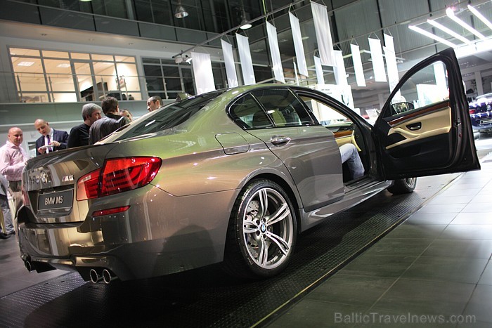 Sportiskā BMW M5 prezentācija BMW dīlera BM Auto salonā (Dārzciema iela 64a) Foto: Ingus Evertovskis Sportiskā BMW M5 prezentācija BMW dīlera BM Auto salonā (Dārzciema iela 64a) Foto: Ingus Evertovskis 69524
