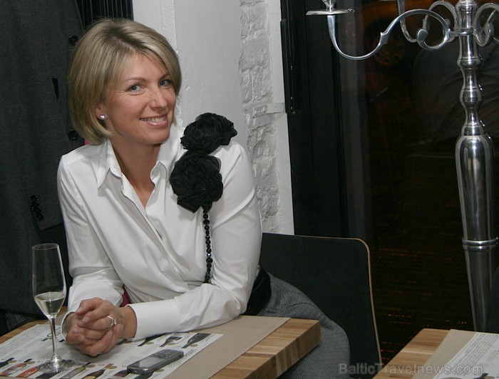 Jaunākā Vīna Studija Rīgā - Stabu 30/Tērbatas ielas krustojumā - atklāšanas pasākums 24.11.2011 - www.vinastudija.lv Jaunākā Vīna Studija Rīgā - Stabu 30/Tērbatas ielas krustojumā - atklāšanas pasākums 24.11.2011 - www.vinastudija.lv 69587