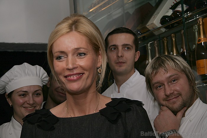 Jaunākā Vīna Studija Rīgā - Stabu 30/Tērbatas ielas krustojumā - atklāšanas pasākums 24.11.2011 - www.vinastudija.lv Jaunākā Vīna Studija Rīgā - Stabu 30/Tērbatas ielas krustojumā - atklāšanas pasākums 24.11.2011 - www.vinastudija.lv 69597