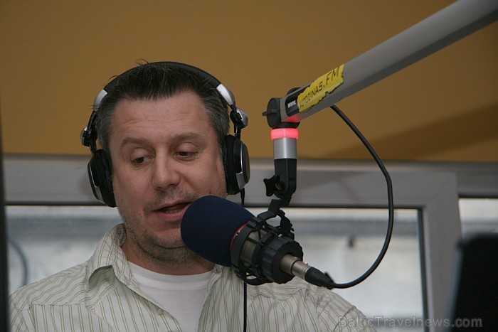 Par radio programmas «Ceļasoma» muzikālo gaumi līdz 1.03.2012 rūpējās dižejs Jānis Pastars, bet tagad ir citā kanālā... 69896