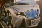 BMW jau vairāk nekā 35 gadus nodrošinājis transportlīdzekļus izciliem filmu projektiem, televīzijas inscenējumiem 1