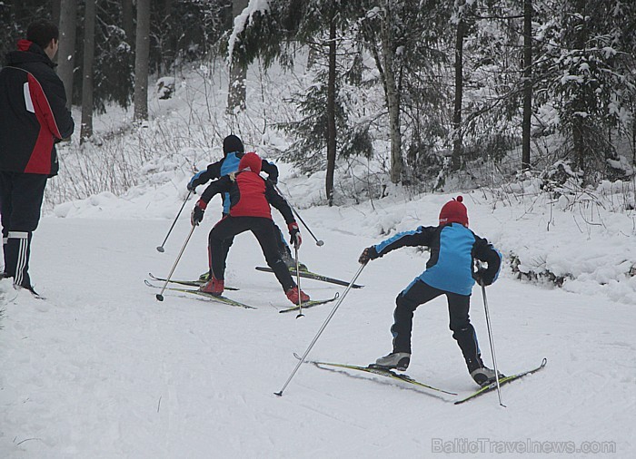 Vispasaules Sniega dienas (22.01.2012) pasākumi Zilajos kalnos pie Ogres - www.LatvijasCentrs.lv Vispasaules Sniega dienas (22.01.2012) pasākumi Zilajos kalnos pie Ogres - www.LatvijasCentrs.lv 71197