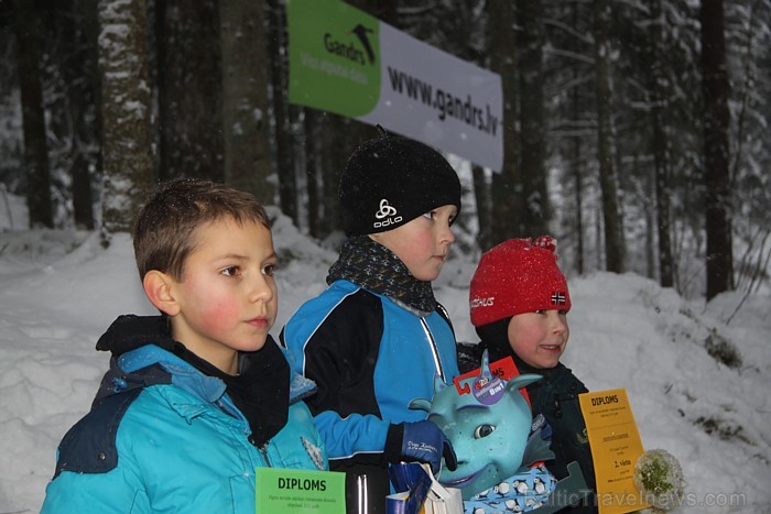 Vispasaules Sniega dienas (22.01.2012) slēpošanas uzvarētāji Zilajos kalnos pie Ogres - www.LatvijasCentrs.lv Vispasaules Sniega dienas (22.01.2012) slēpošanas uzvarētāji Zilajos kalnos pie Ogres - www.LatvijasCentrs.lv 71204