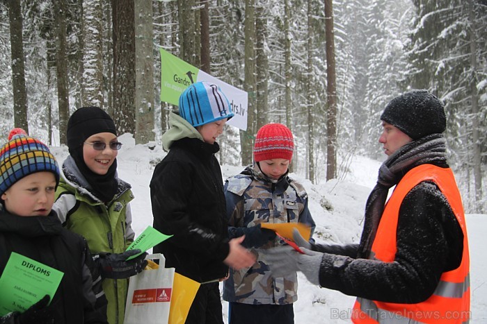 Vispasaules Sniega dienas (22.01.2012) slēpošanas uzvarētāji Zilajos kalnos pie Ogres - www.LatvijasCentrs.lv Vispasaules Sniega dienas (22.01.2012) slēpošanas uzvarētāji Zilajos kalnos pie Ogres - www.LatvijasCentrs.lv 71206