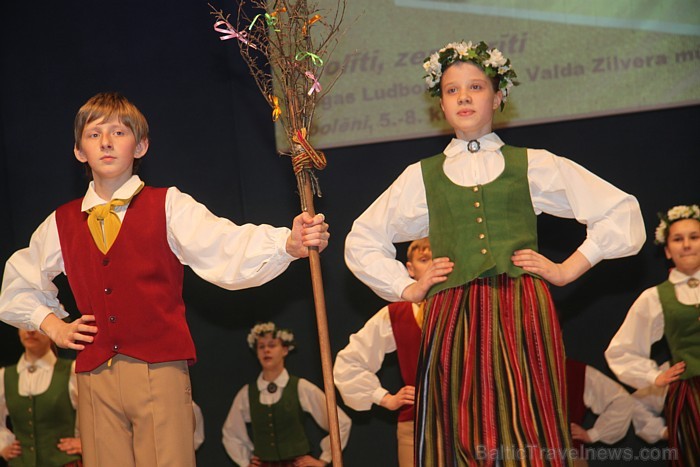 Tautas deju koncerts Ogres Kultūras centrā 10.03.2012 - informācija par tūrismu Ogrē - www.LatvijasCentrs.lv Tautas deju koncerts Ogres Kultūras centrā 10.03.2012 - informācija par tūrismu Ogrē - www.LatvijasCentrs.lv 72652