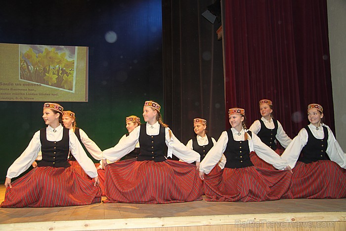 Tautas deju koncerts Ogres Kultūras centrā 10.03.2012 - informācija par tūrismu Ogrē - www.LatvijasCentrs.lv Tautas deju koncerts Ogres Kultūras centrā 10.03.2012 - informācija par tūrismu Ogrē - www.LatvijasCentrs.lv 72662