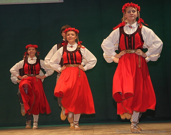 Tautas deju koncerts Ogres Kultūras centrā 10.03.2012 - informācija par tūrismu Ogrē - www.LatvijasCentrs.lv Tautas deju koncerts Ogres Kultūras centrā 10.03.2012 - informācija par tūrismu Ogrē - www.LatvijasCentrs.lv 72669