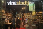 «Vīna Studija», kas atrodas Galerijā Centrs, iepazīstina viesus ar vīna pasauli - www.vinastudija.lv 1