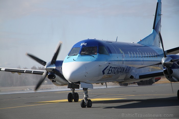 Igaunijas nacionālā lidsabiedrība Estonian Airlines ir dibināta 1991. gadā un pašlaik 97,34% akciju pieder Igaunijas valdībai, bet 2,66% - «SAS Group Igaunijas nacionālā lidsabiedrība Estonian Airlines ir dibināta 1991. gadā un pašlaik 97,34% akciju pieder Igaunijas valdībai, bet 2,66% - «SAS Group 73109