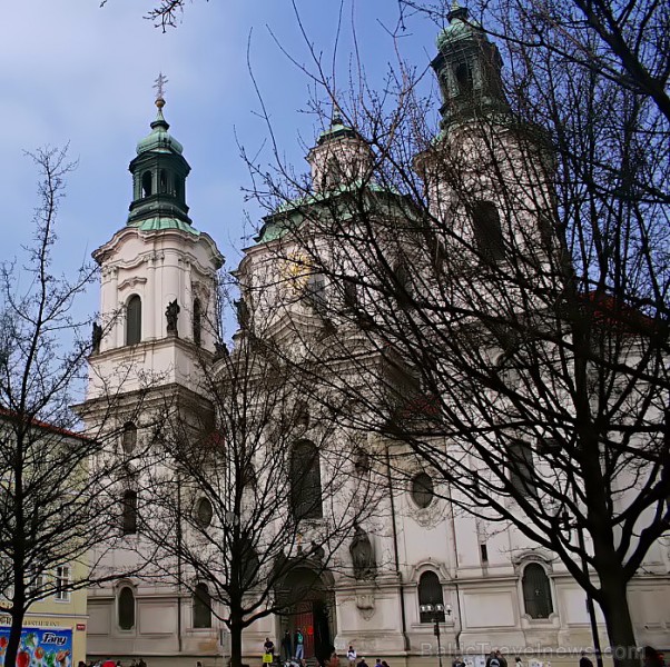 Sv.Nikolaja baznīca ir pirmā jezuītu celtne Prāgā. 1787.gadā pie baznīcas ērģlēm savu koncertu bija sniedzis mūzikas brīnumbērns - Mocarts -  www.czec 73475