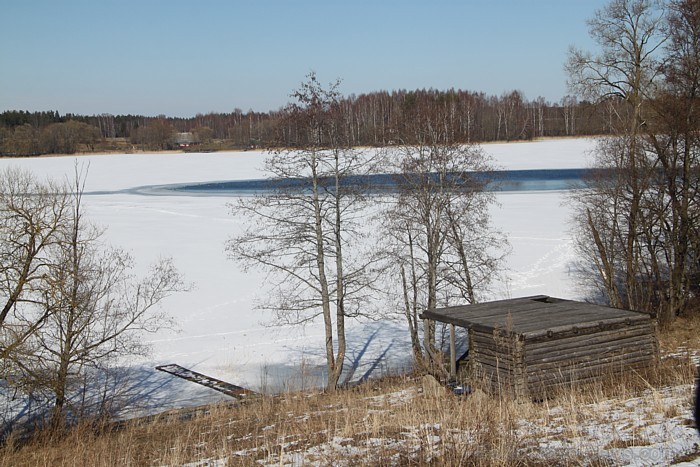Lieldienu laiks Latgalē  - lielākā daļu ezeru klāj vēl ledus 73641