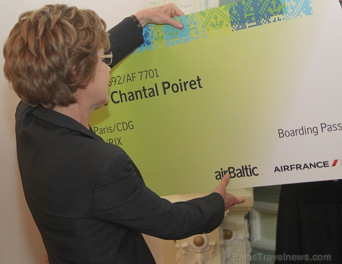 Francijas vēstniecība: airBaltic un AirFrance sadarbības līguma atzīmēšanas fakts, kas ļaus Latvijas un Francijas ceļotājiem ērti apmeklēt vairāk nekā 73947