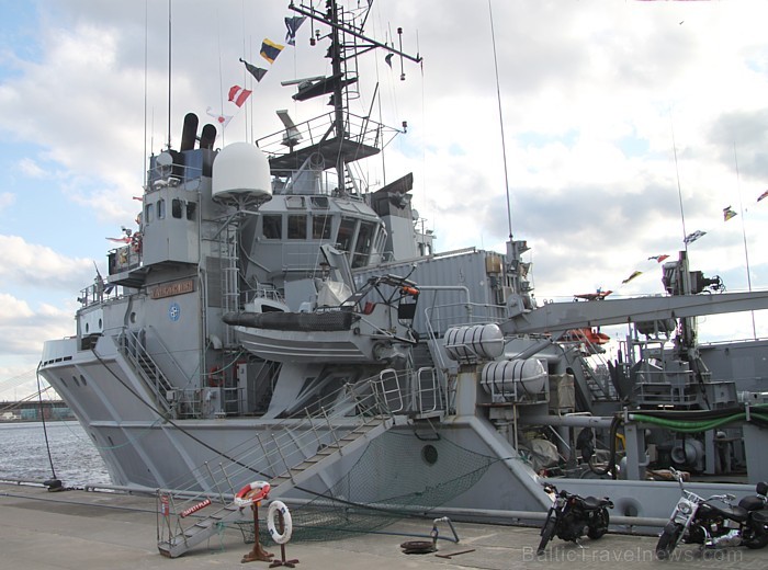 Rīgu apciemoja dažādu valstu militārie kuģi (14.04-15.04.2012), kurus varēja apmeklēt galvaspilsētas iedzīvotāji un viesi 73959