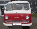 Ķīpsalas izstādes «Auto 2012» viens no pārsteigumiem būs mikroautobuss RAF 977 Latvija, ko prezentē «Mis un Misters Latvija 2011» Eva Dombrovska un Ka 5