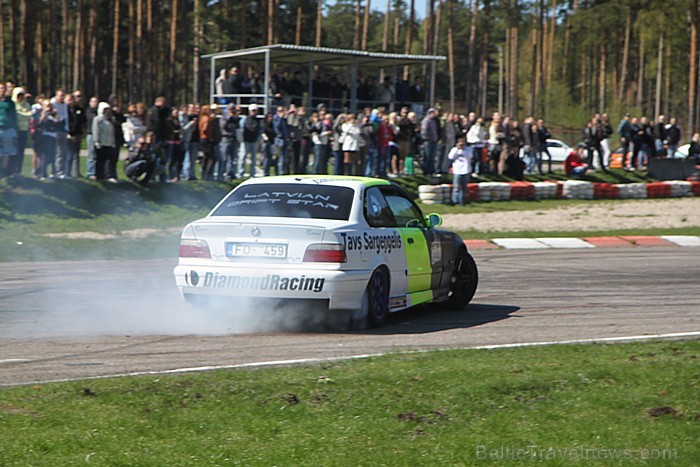 Latvijas BMW klubs (www.bmwklubs.lv) sadarbībā ar oficiālo BMW pārstāvi Latvijā BM Auto (www.bmauto.lv) rīko jau 7. Latvijas BMW festivālu Latvijas BMW klubs (www.bmwklubs.lv) sadarbībā ar oficiālo BMW pārstāvi Latvijā BM Auto (www.bmauto.lv) rīko jau 7. Latvijas BMW festivālu 74407