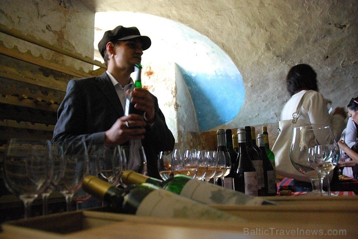 Kurzeme gatavojas kļūt par Baltijas vīna reģionu un aicina ceļotājus romantiskajā vīna tūrē www.kurzeme.lv 75099