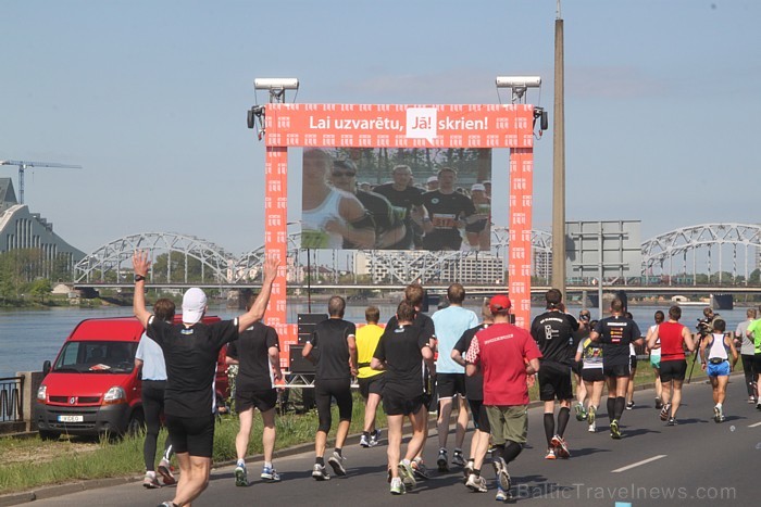 Pusmaratonā (21,09 km) 1.vietā Latvijas profesionālie skrējēji Londonas olimpisko spēļu dalībnieki - dāmām Jeļena Prokopčuka un vīriem Valērijs Žolner Pusmaratonā (21,09 km) 1.vietā Latvijas profesionālie skrējēji Londonas olimpisko spēļu dalībnieki - dāmām Jeļena Prokopčuka un vīriem Valērijs Žolner 75623