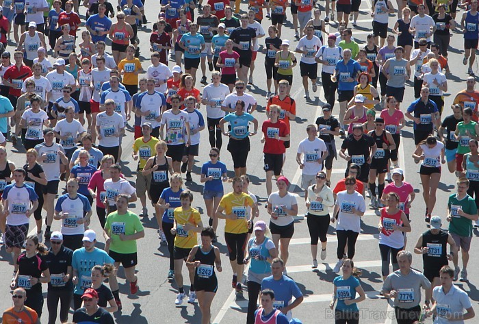 21. Rīgas maratons, kas notika 20.05.2012 un pulcēja dažādās distancēs 18 180 skrējējus (www.wess-select.lv) 21. Rīgas maratons, kas notika 20.05.2012 un pulcēja dažādās distancēs 18 180 skrējējus (www.wess-select.lv) 75634