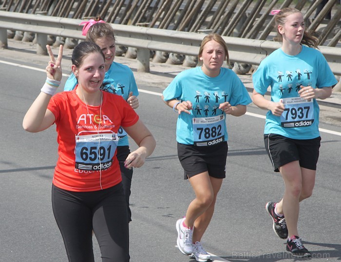 21. Rīgas maratons, kas notika 20.05.2012 un pulcēja dažādās distancēs 18 180 skrējējus (www.wess-select.lv) 21. Rīgas maratons, kas notika 20.05.2012 un pulcēja dažādās distancēs 18 180 skrējējus (www.wess-select.lv) 75686