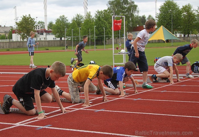 Ogres novada sporta centra atklātās sacensības vieglatlētikā - vairāk informācijas par Ogri - www.latvijascentrs.lv Ogres novada sporta centra atklātās sacensības vieglatlētikā - vairāk informācijas par Ogri - www.latvijascentrs.lv 75923