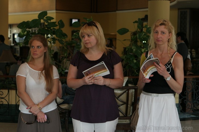 IC GREEN PALACE 5* (ANTALYA) – Julija Brjuhanova (Alida Tours TA), ..., Velga Vīksna (Skyline Travel). www.goadventure.lv IC GREEN PALACE 5* (ANTALYA) – Julija Brjuhanova (Alida Tours TA), ..., Velga Vīksna (Skyline Travel). www.goadventure.lv 76060