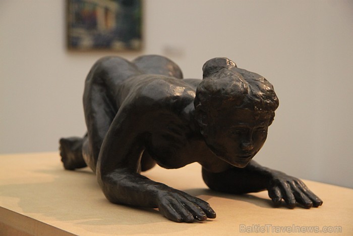 Tēlotājmākslas muzejs (Museum der bildenden Künste), kas ir dibināts 1837.gadā. Apkopo 2.700 gleznas, 750 skulptūras un 55.000 zīmējumus - www.mdbk.de Tēlotājmākslas muzejs (Museum der bildenden Künste), kas ir dibināts 1837.gadā. Apkopo 2.700 gleznas, 750 skulptūras un 55.000 zīmējumus - www.mdbk.de 76465