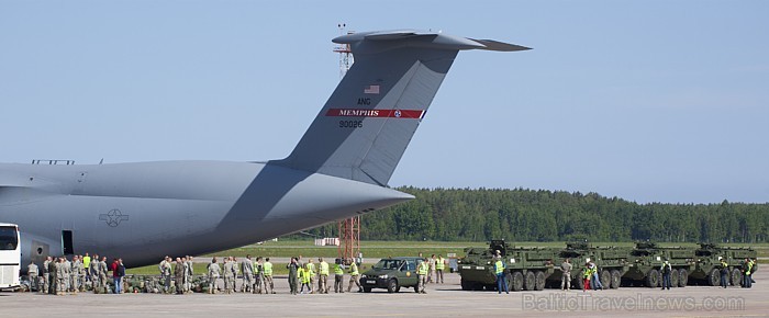 08.06.2012 lidostā «Rīga» nosēdās viena no lielākajām militārajām kravas lidmašīnām - Lockheed C-5A «Galaxy» Foto: www.fotoprojekts.lv 08.06.2012 lidostā «Rīga» nosēdās viena no lielākajām militārajām kravas lidmašīnām - Lockheed C-5A «Galaxy» Foto: www.fotoprojekts.lv 76637