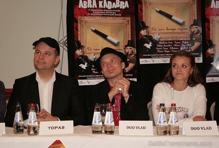 Pecolli aicina 9. jūnijā uz Mikromaģijas Gala šovu un 10. jūnijā uz Iluzionisma Gala koncertu www.abra-kadabra.lv Pecolli aicina 9. jūnijā uz Mikromaģijas Gala šovu un 10. jūnijā uz Iluzionisma Gala koncertu www.abra-kadabra.lv 76650