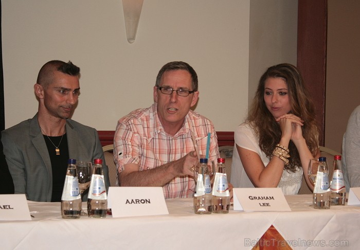 Pecolli aicina 9. jūnijā uz Mikromaģijas Gala šovu un 10. jūnijā uz Iluzionisma Gala koncertu www.abra-kadabra.lv Pecolli aicina 9. jūnijā uz Mikromaģijas Gala šovu un 10. jūnijā uz Iluzionisma Gala koncertu www.abra-kadabra.lv 76653