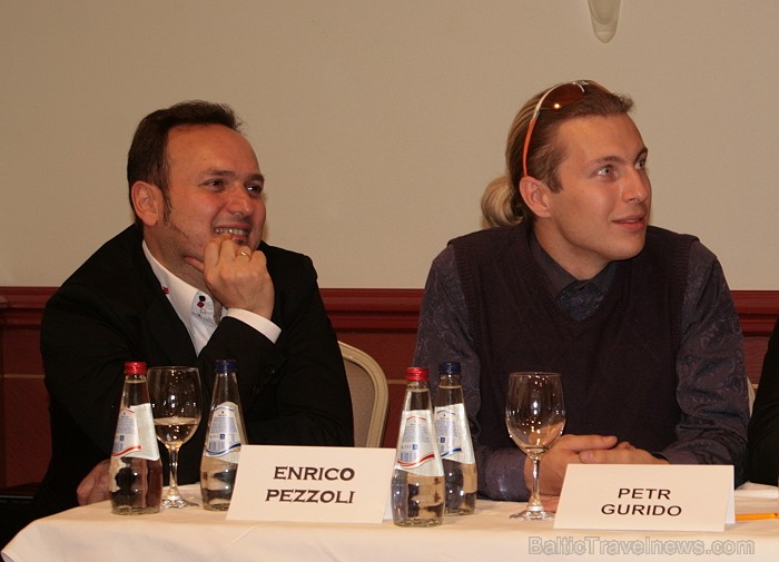 Pecolli aicina 9. jūnijā uz Mikromaģijas Gala šovu un 10. jūnijā uz Iluzionisma Gala koncertu www.abra-kadabra.lv Pecolli aicina 9. jūnijā uz Mikromaģijas Gala šovu un 10. jūnijā uz Iluzionisma Gala koncertu www.abra-kadabra.lv 76660