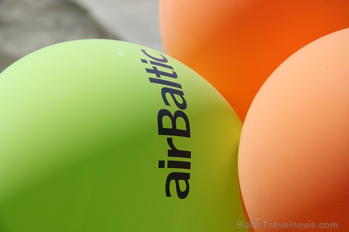 Latvijas nacionālā aviokompānija airBaltic (www.airbaltic.com) sāk sadarbību ar auto nomas uzņēmumu Sixt (www.sixt.lv)) Latvijas nacionālā aviokompānija airBaltic (www.airbaltic.com) sāk sadarbību ar auto nomas uzņēmumu Sixt (www.sixt.lv)) 77114