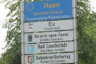 Ciems Gruiten administratīvi ir pakļauts lielākai pilsētai Hānai un kurai ir vairākas sadraudzības pilsētas Eiropā 18