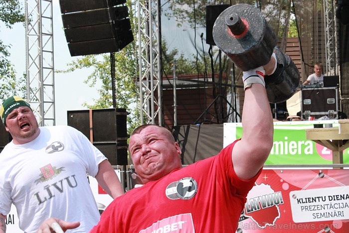Jēkabpils pilsētas svētku laikā (07.07.2012) Latvijas Spēkavīri turpināja cīņu par Latvijas čempiona titulu. Foto: www.parstipru.lv Jēkabpils pilsētas svētku laikā (07.07.2012) Latvijas Spēkavīri turpināja cīņu par Latvijas čempiona titulu. Foto: www.parstipru.lv 78540