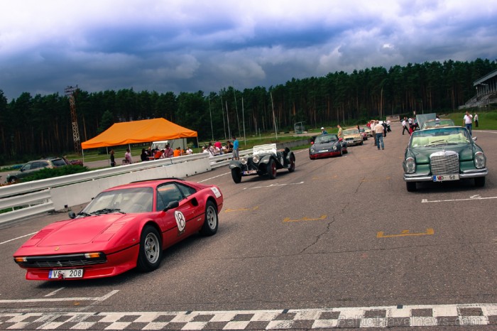 No 2012. gada 12. līdz 14. jūlijam norisinājās 4. Dikļu pils Retro rallijs, kurā piedalījās 18 ekipāžas no Latvijas, Krievijas un Baltkrievijas Foto: No 2012. gada 12. līdz 14. jūlijam norisinājās 4. Dikļu pils Retro rallijs, kurā piedalījās 18 ekipāžas no Latvijas, Krievijas un Baltkrievijas Foto: 78930