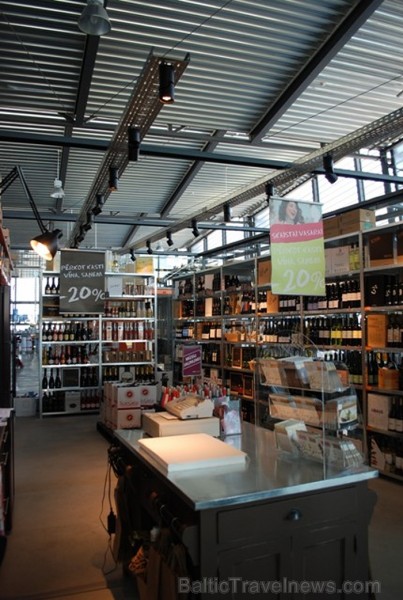 Vīna Studija atver piekto veikalu, šoreiz Liepājā - jaunajā Dzīves stila noliktavā Big Fish (Brīvības ielā 158A) Foto: www.vinastudija.lv 79360