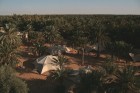 Ceļotāji nakšņošanai Tunisijā izvēlas pieczvaigžņu beduīnu teltis Yadis Ksar Ghilane www.yadis.com 12