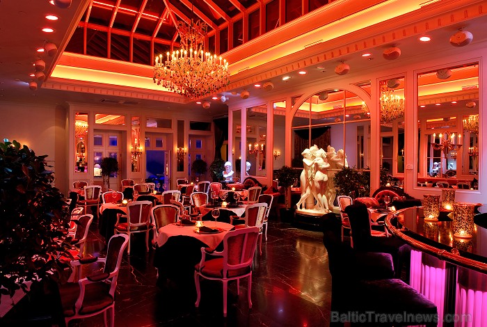 Viesnīcas Grand Palace Hotel restorāns Suite prezentē meža sēņu un ogu ēdienkarti Foto: www.suitelife.lv 79586