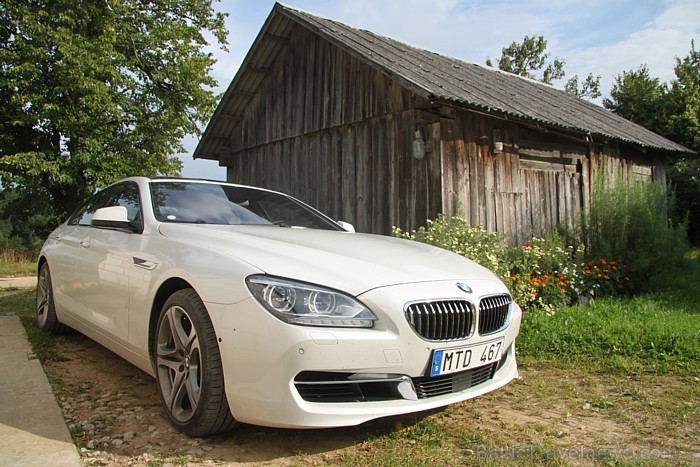 BMW Gran Coupe 640i Kaziņčos (Krāslavas novads), kur Latvijas telekomunikācijas giganti (Lattelecom, LMT un Tele2) met lielu līkumu BMW Gran Coupe 640i Kaziņčos (Krāslavas novads), kur Latvijas telekomunikācijas giganti (Lattelecom, LMT un Tele2) met lielu līkumu 79746