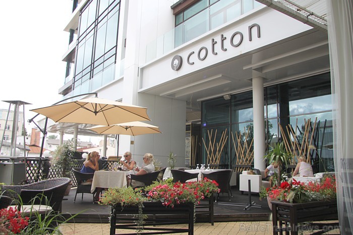 Rīgas restorāns «Cotton» piedāvā vasaras terasi un viltīgi garšīgus ēdienus - www.cottonrestaurant.lv 80024
