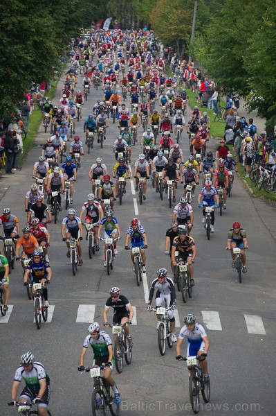 Vienības brauciens 2012 pārspēj visus iepriekšējos dalībnieku rekordus. Foto: Zigismunds Zālmanis Vienības brauciens 2012 pārspēj visus iepriekšējos dalībnieku rekordus. Foto: Zigismunds Zālmanis 81467