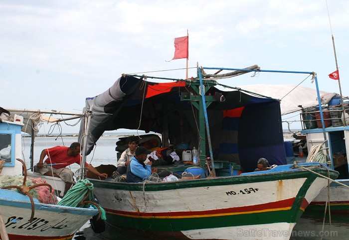 Esot Džerbas salā (Tunisija) noteikti dodies apciemot kādu no nelielām zvejnieku ostām, izbaudīt vietējo iedzīvotāju viesmīlību 81541